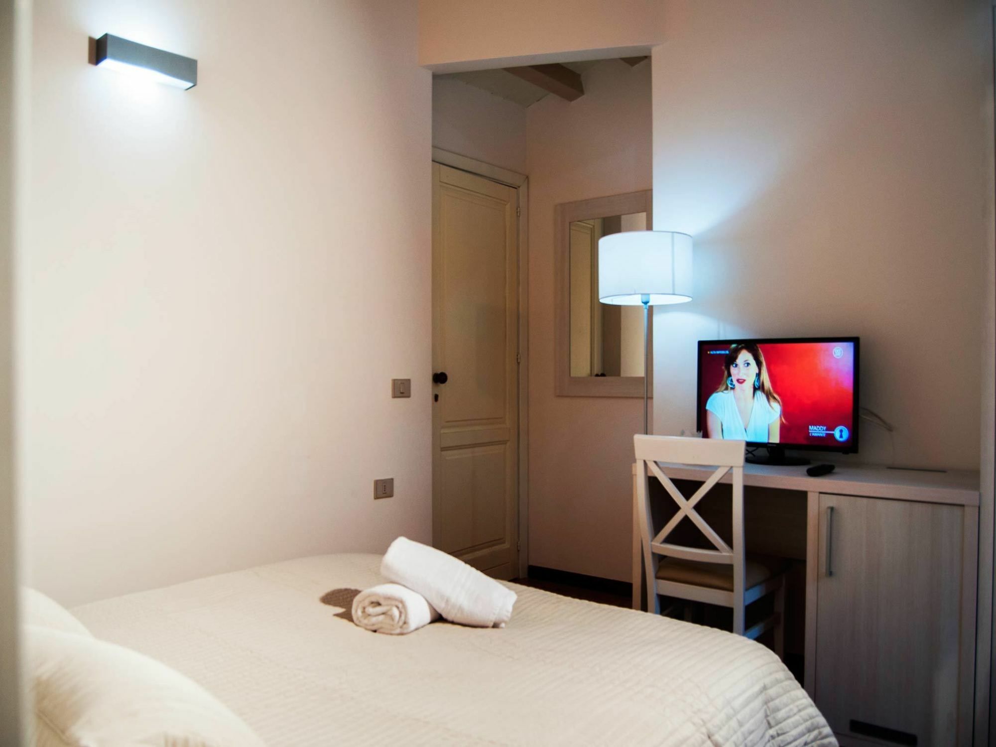 Torre Di Renda Guest House Piazza Armerina Bagian luar foto